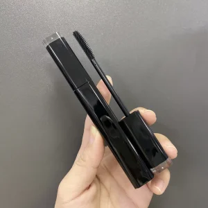 Custom OEM Empty Black Mascara Tube Small Broken Hair Repairing Refreshing Finishing Hair Styling Wax Sticks with Silicone Brush