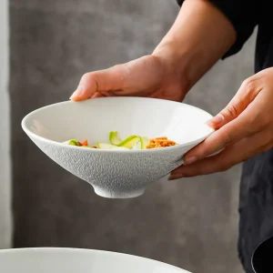Disposable Eco Friendly Japandi Style Porcelain Bowl 7 9 11 Inch Sizes White Black Stone Design for Party Use Custom