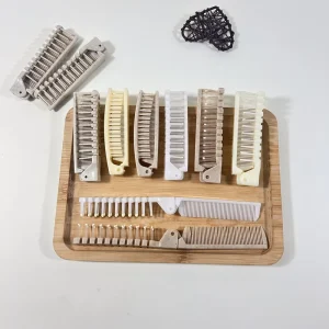 Portable Folding Disposable Plastic Handle Comb for Hair and Fur Care with Hygienic Independent Packaging