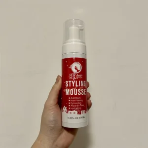 Private Label Long-lasting Hold Organic Styling Mousse for Curls Define and Shape Flyaways Hair Curling Foam Mousse
